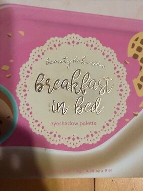 Beauty Bakerie Breakfast in Bed Eyeshadow Palette - Pink, Cream & Gold